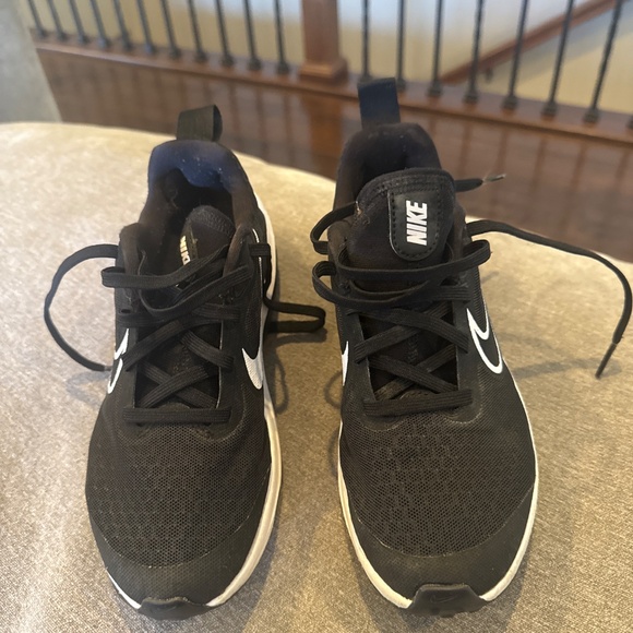 Nike Air Zoom Pegasus - Picture 2 of 5